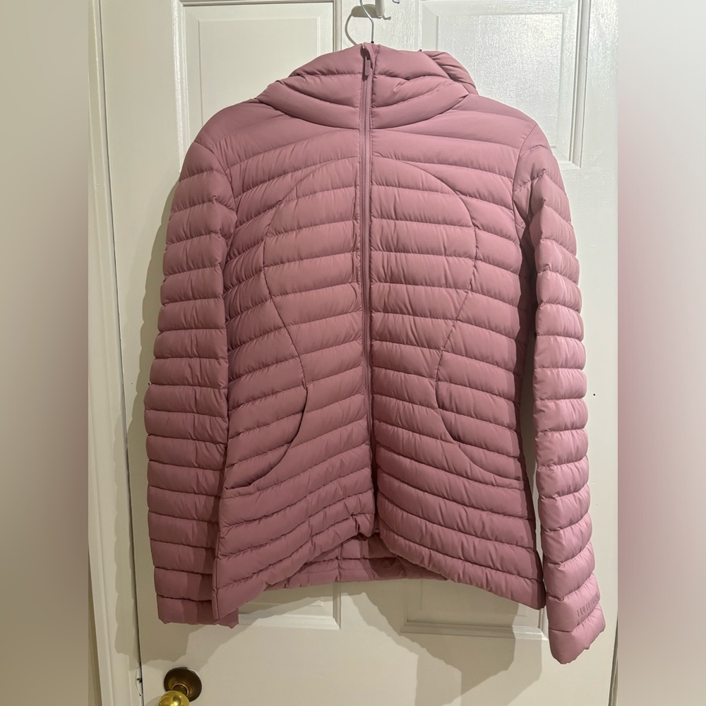 LULULEMON Pack it Down jacket